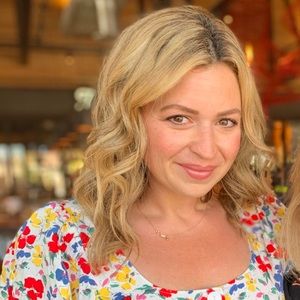 Meet your Posher, Sara